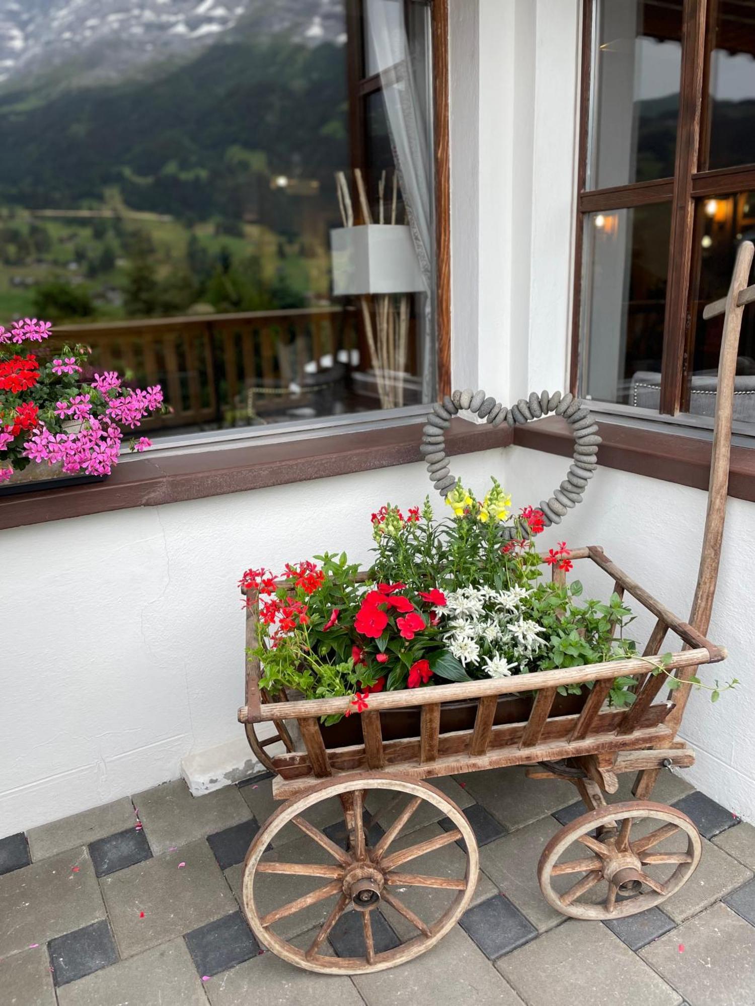 융프라우 로지, 스위스 마운틴 호텔 그린델발트 외부 사진